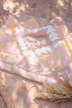Plaid Aneka